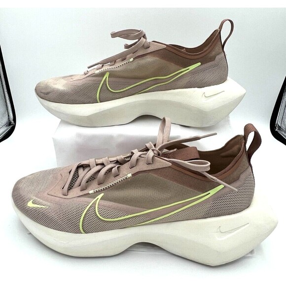 Nike VISTA LITE Running Sneakers Shoes C10905 200‎ Fossil Stone/Desert Dust 11 - Picture 1 of 16